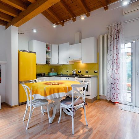 Authentic Bologna Relax: 10 Minutes From The Heart Of Town Apartment Exterior photo