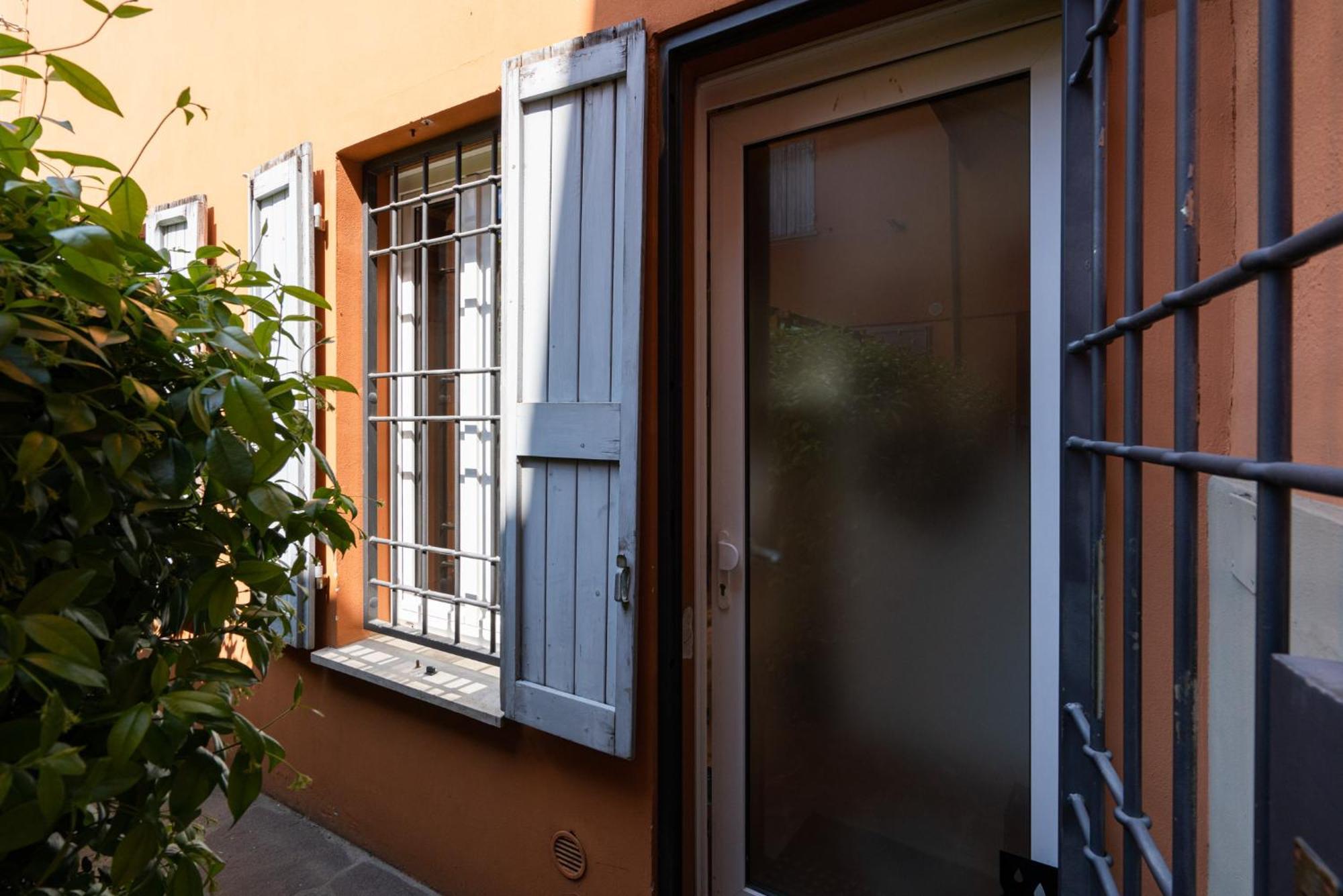 Authentic Bologna Relax: 10 Minutes From The Heart Of Town Apartment Exterior photo