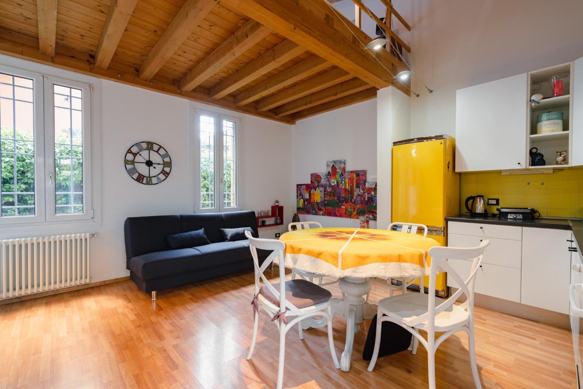 Authentic Bologna Relax: 10 Minutes From The Heart Of Town Apartment Exterior photo