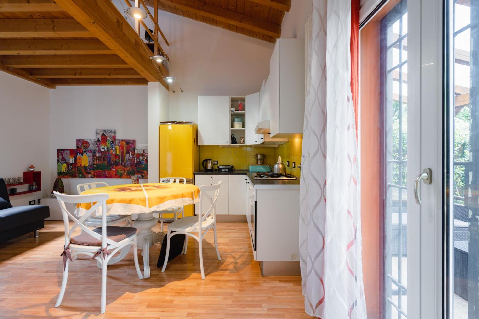 Authentic Bologna Relax: 10 Minutes From The Heart Of Town Apartment Exterior photo